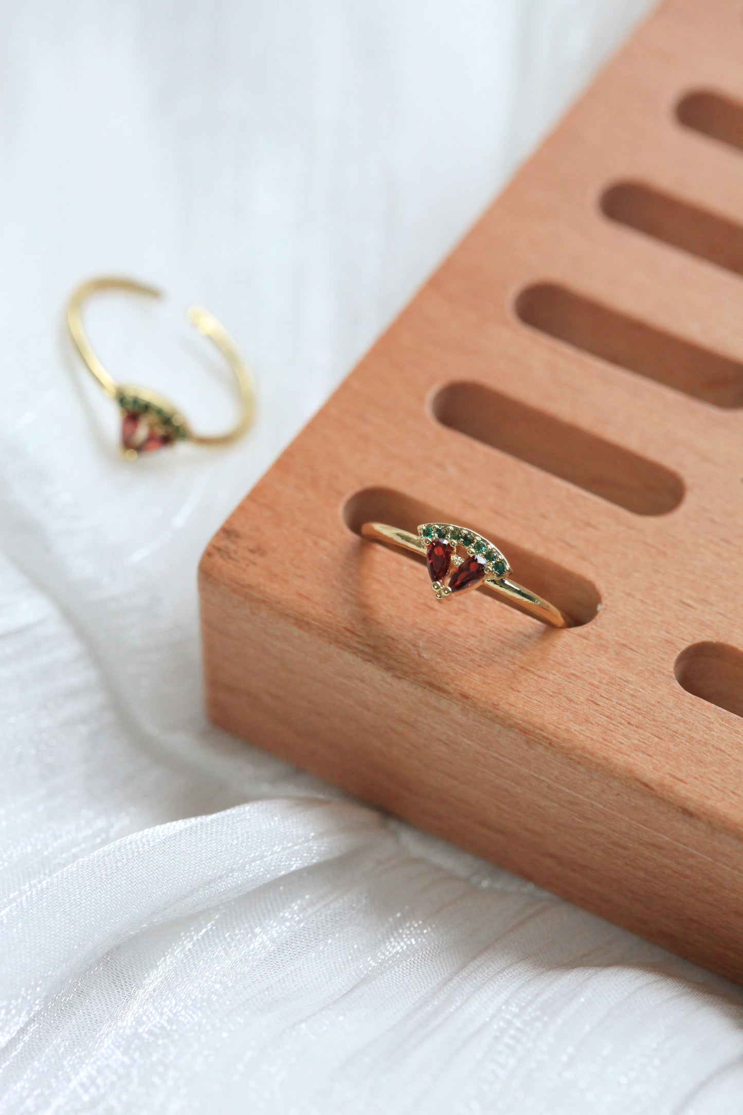 Watermelon Crystal (Ring)